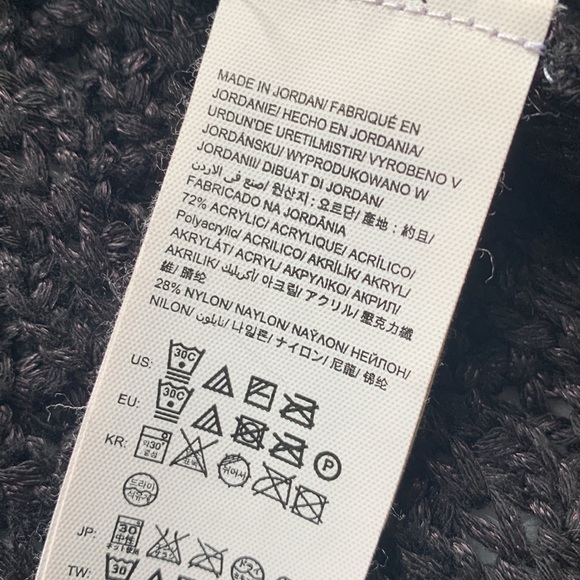 Calvin Klein Chunky Knit Sweater - Picture 13 of 13